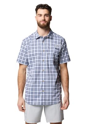 Columbia Men's Harbor Peakâ¢ Short Sleeve Shirt, Navy Blue, Small