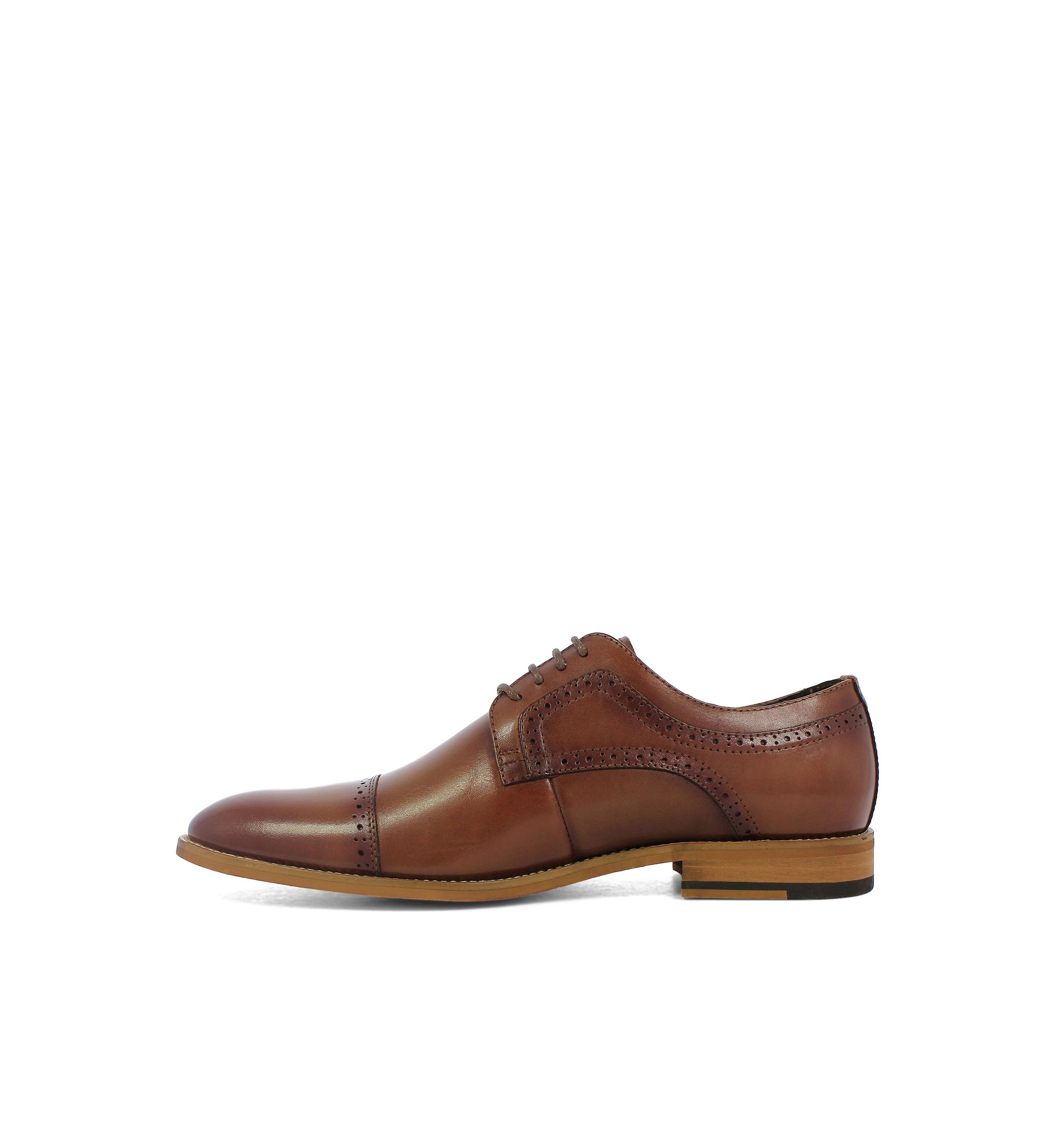 Dickinson Lace Up Oxford Shoe