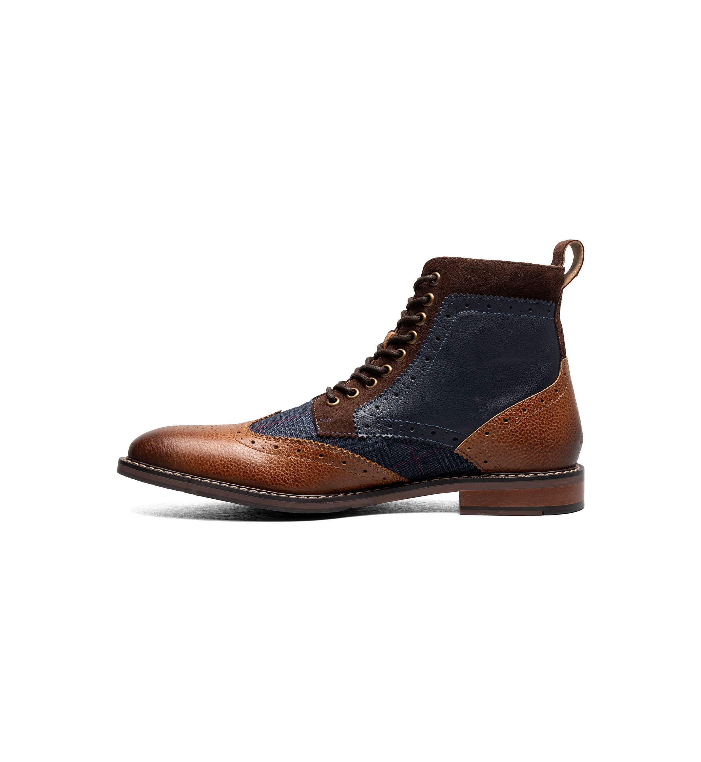 Finnegan Wingtip Lace Boots