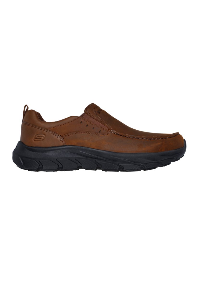 skechers dress shoes with memory foam Men's Respected - Elgin, BBK,7 Medium Whether youre running errands or meeting up with friends Skechers Mens Squad Chaos Sr