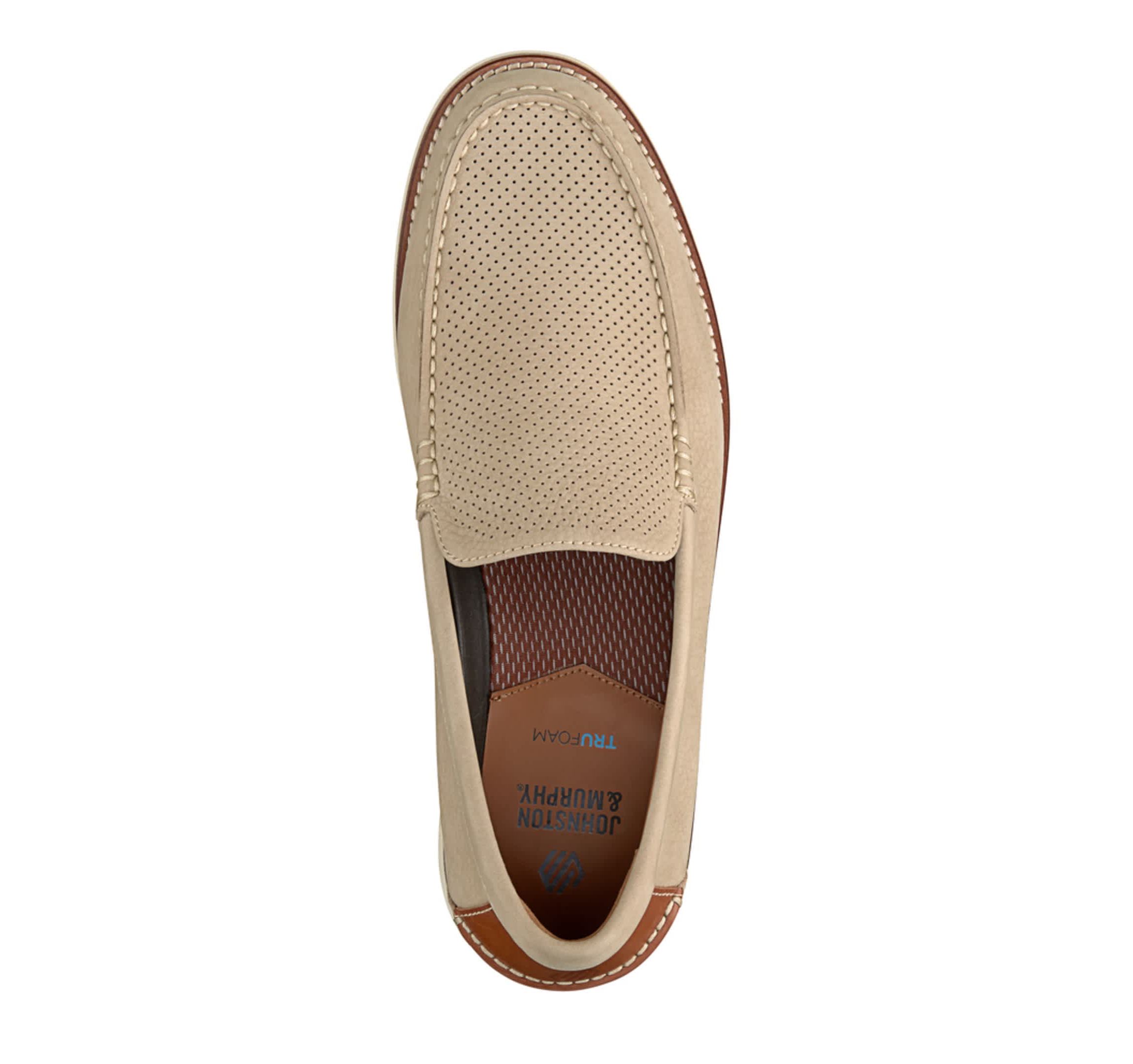 UPTON PERFED VENETIAN