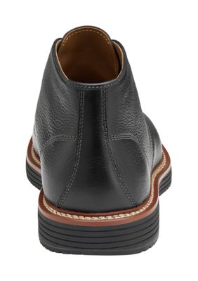 Upton Chukka Boots