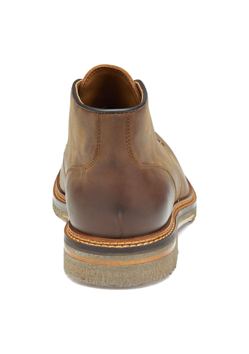 Calder Chukka Boots