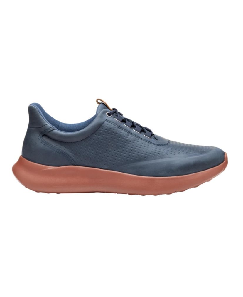 AMHERST 2.0 EMBOSSED U-THROAT
