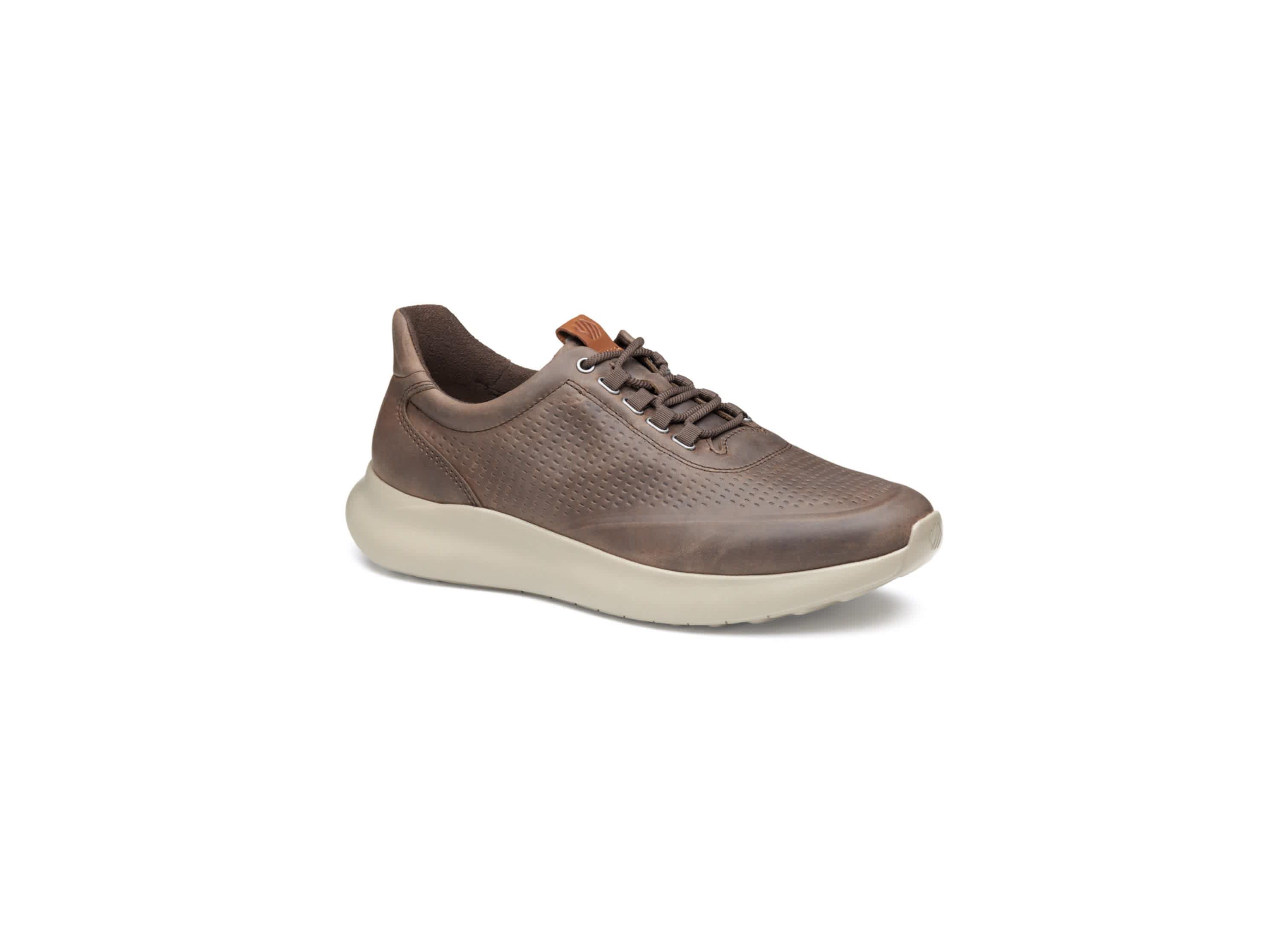 AMHERST 2.0 EMBOSSED U-THROAT
