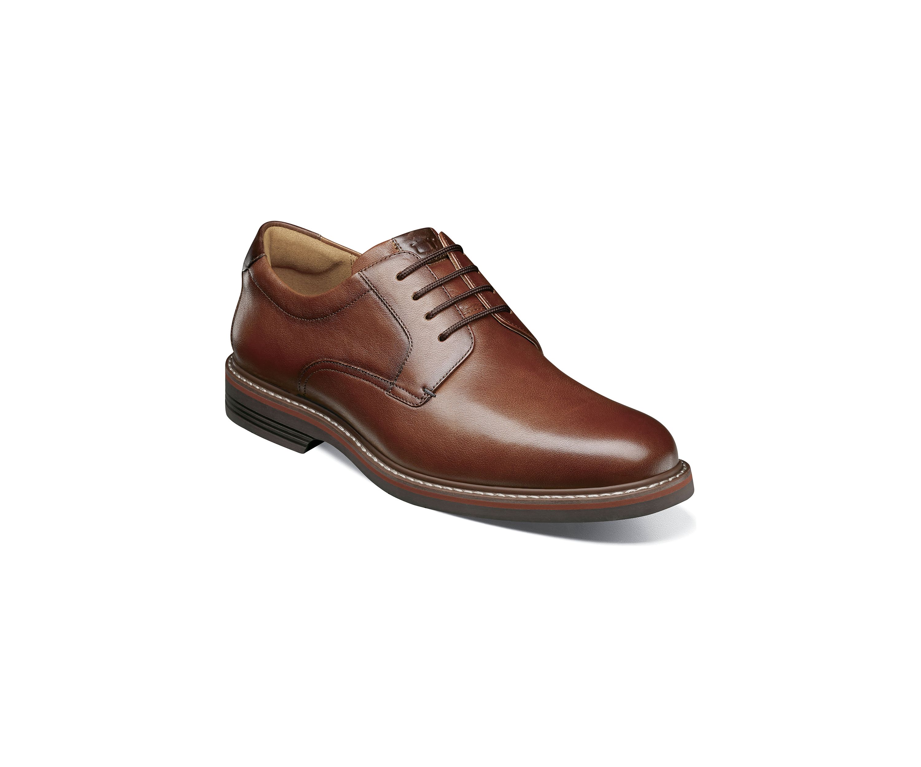 Norwalk Plain Toe Chukka Boots
