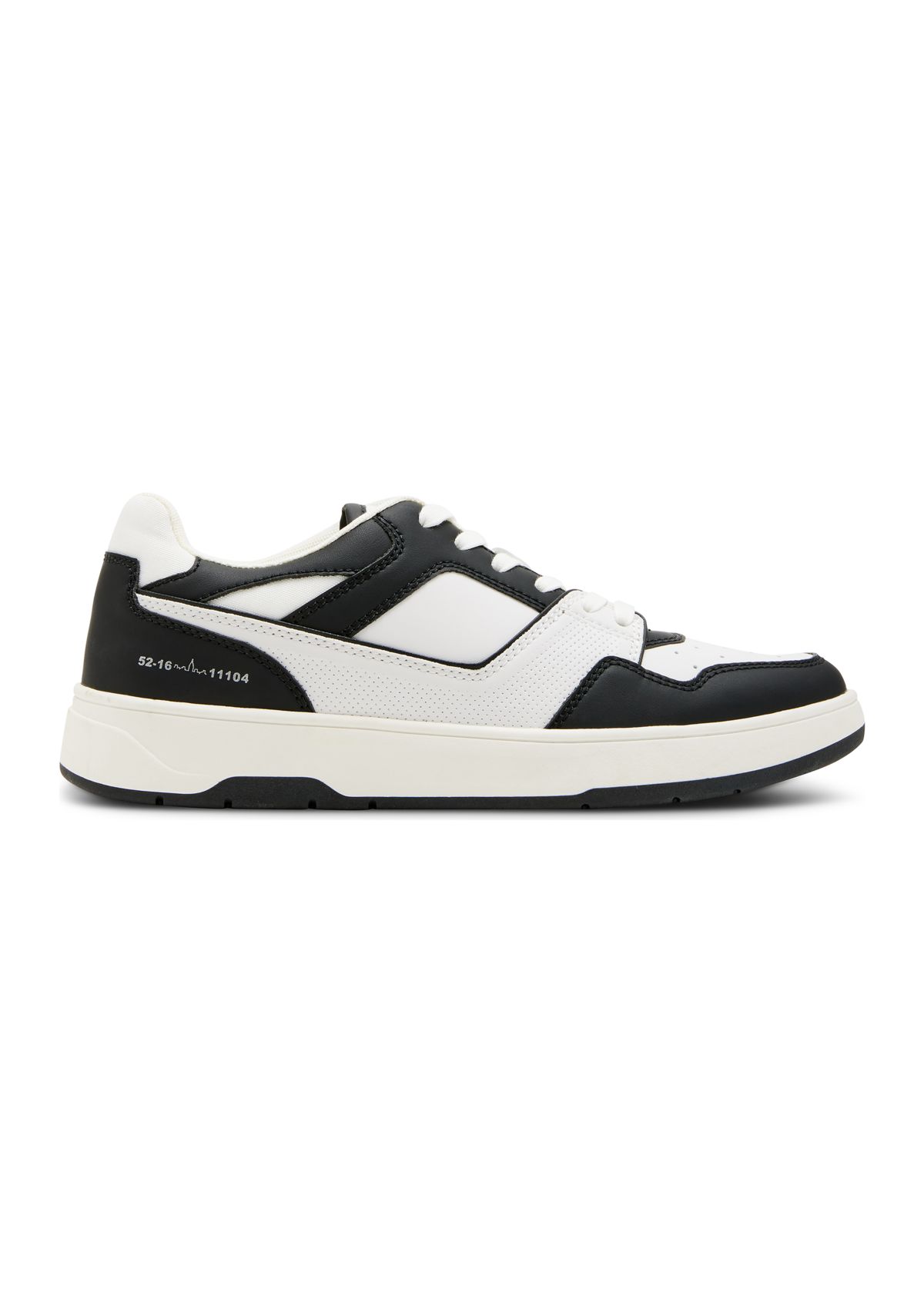 Mens Tatee Sneakers