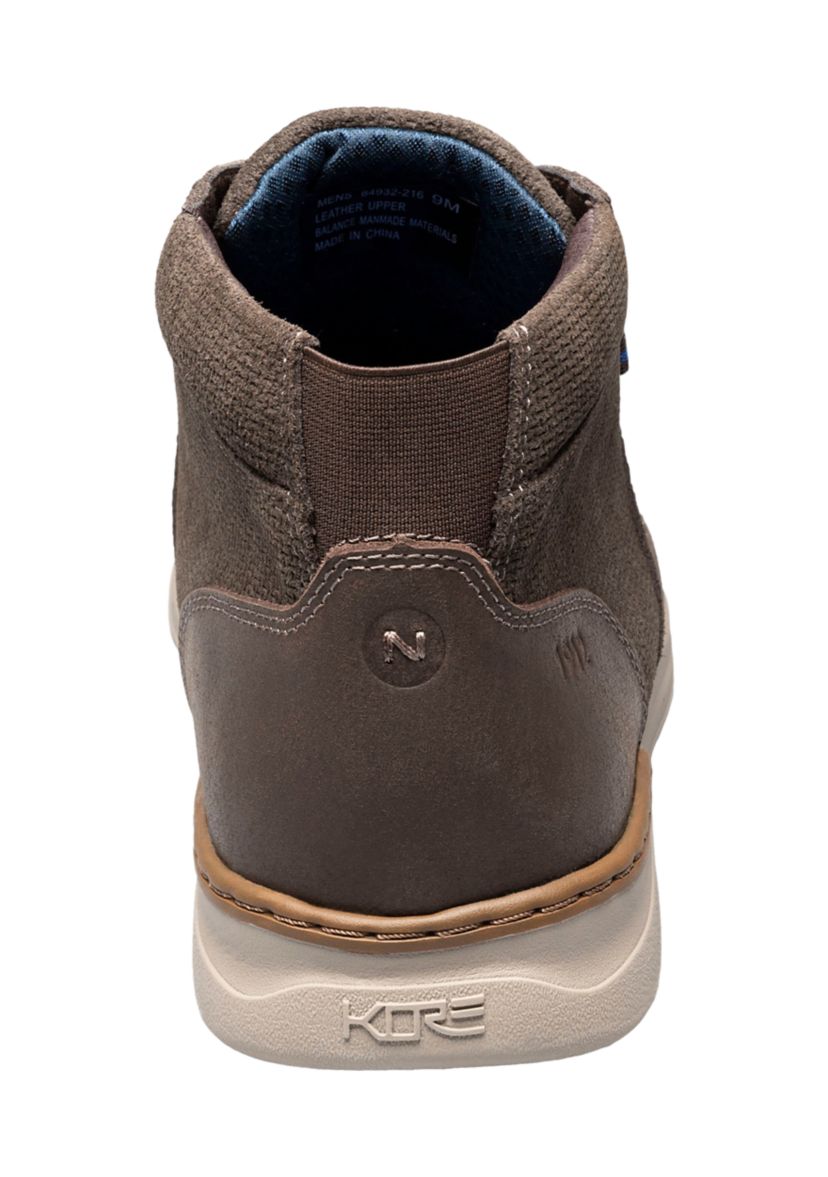 Kore Tour 2.0 Plain Toe Chukka Boots