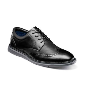 Nunn Bush Chase Wingtip Oxford | Belk display picture 3