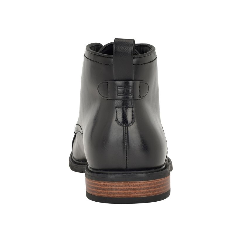 Veryl Cap Toe Chukka Boots