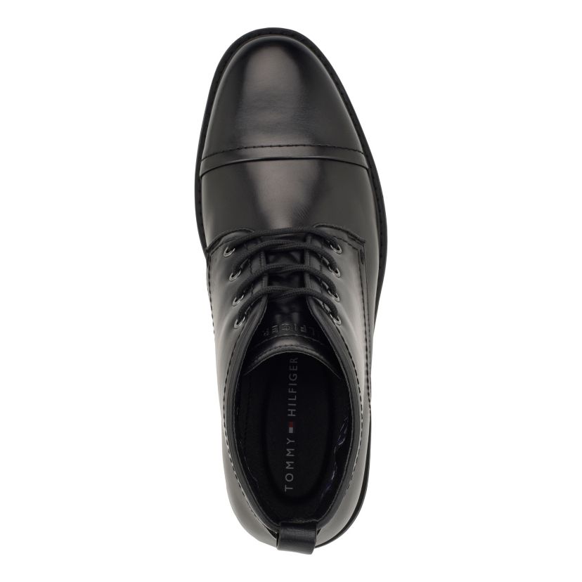 Veryl Cap Toe Chukka Boots