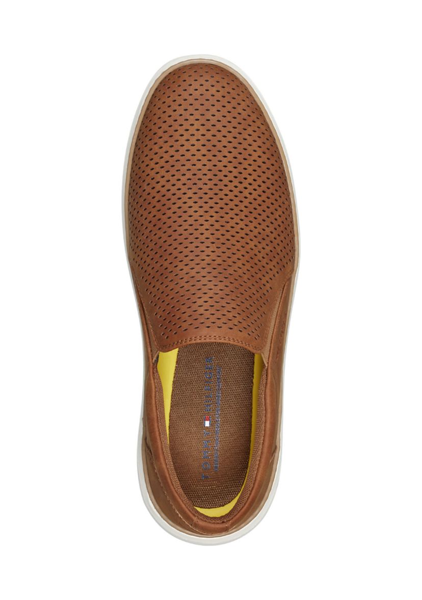 Hazen Sneakers