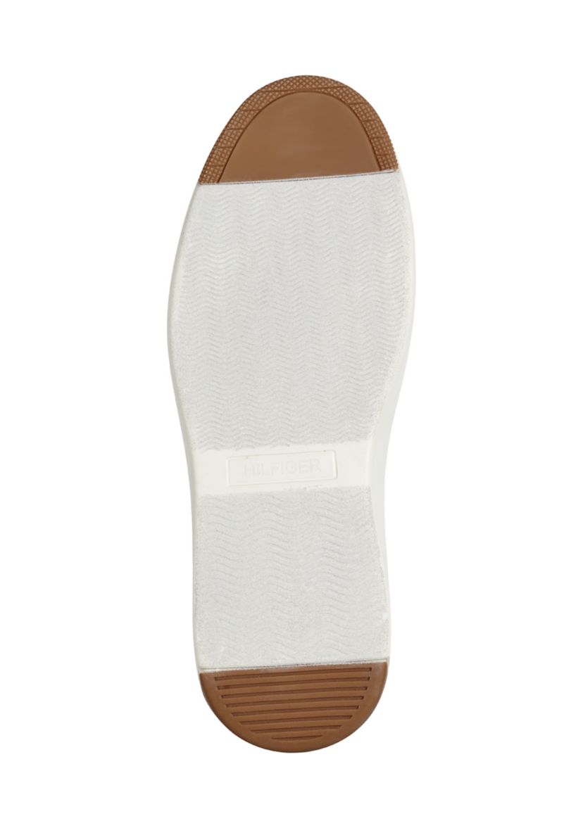 Hazen Sneakers