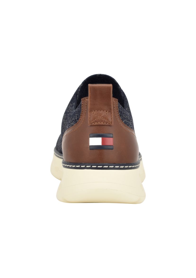 Sangy Sneakers