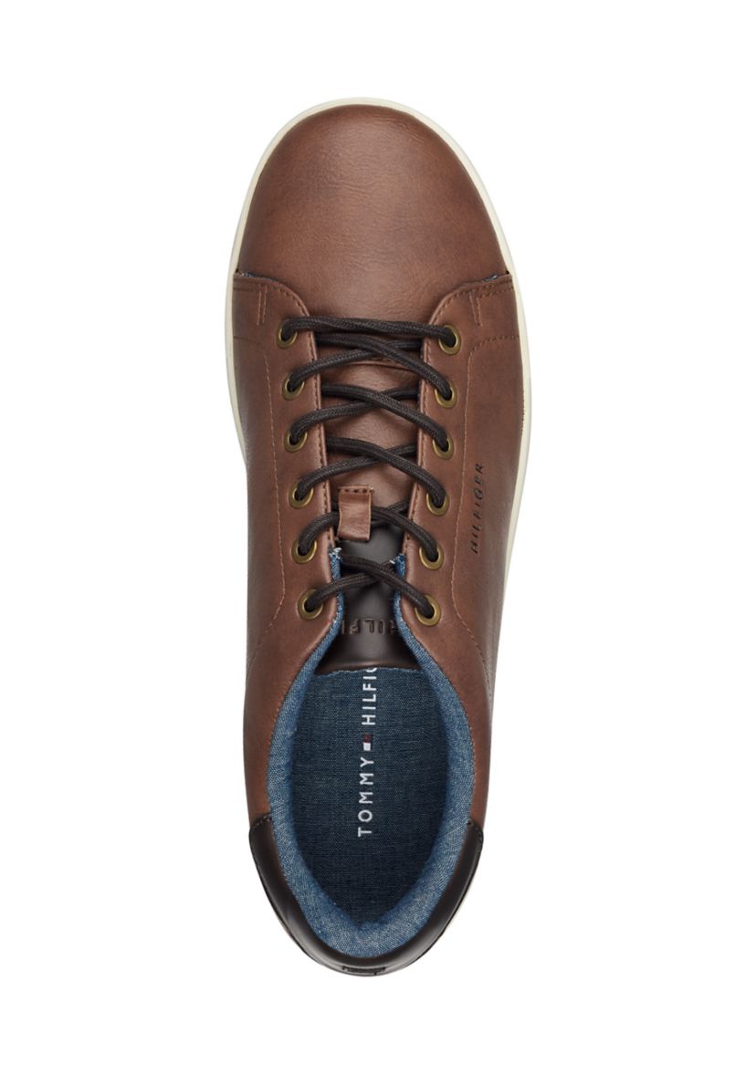 Toris Sneakers