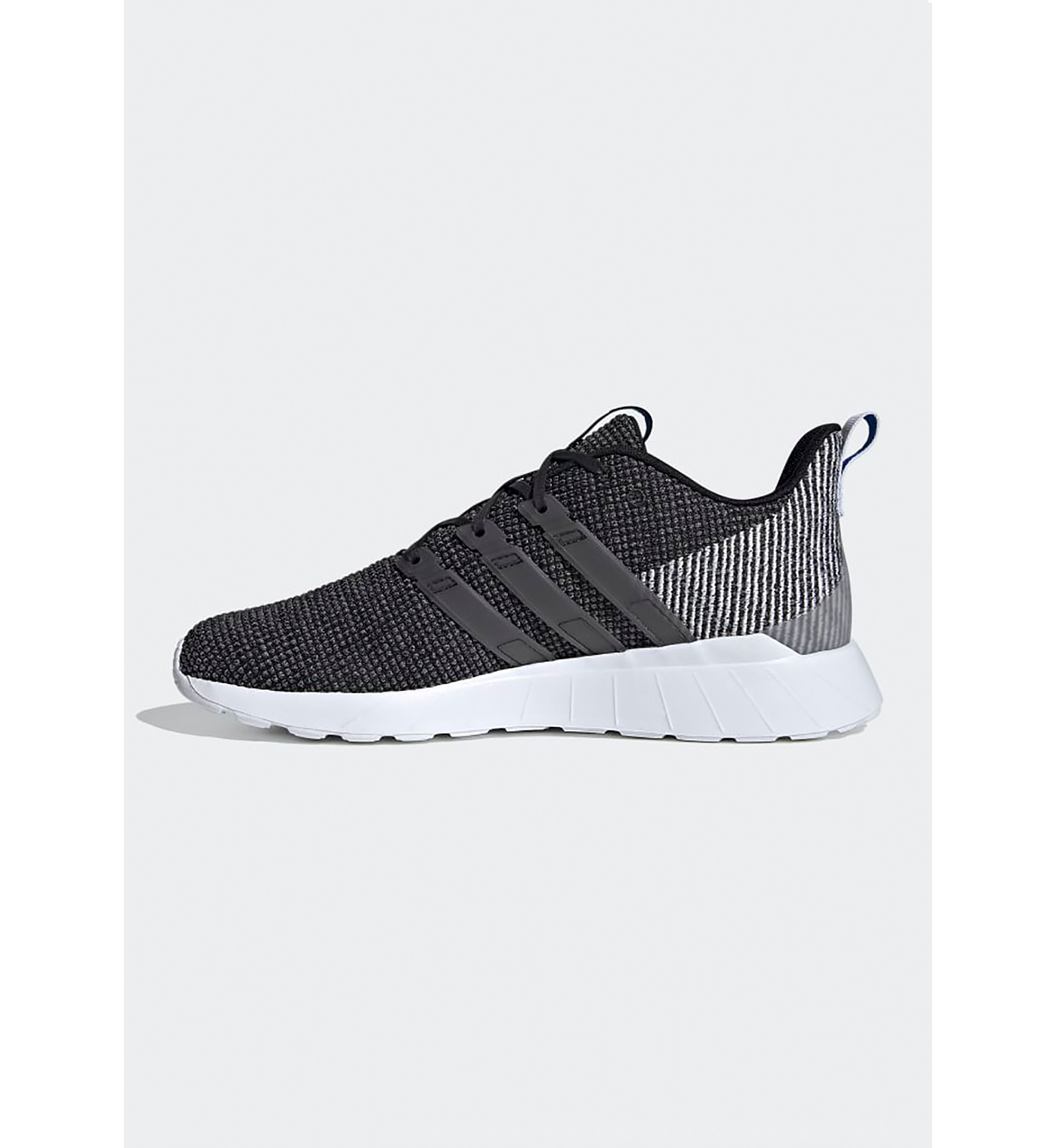 Questar Flow Sneakers
