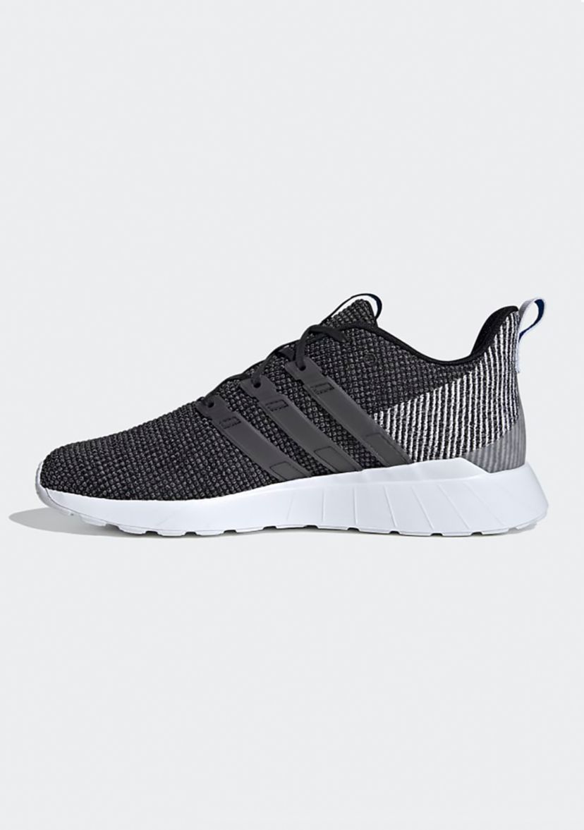 Questar Flow Sneakers