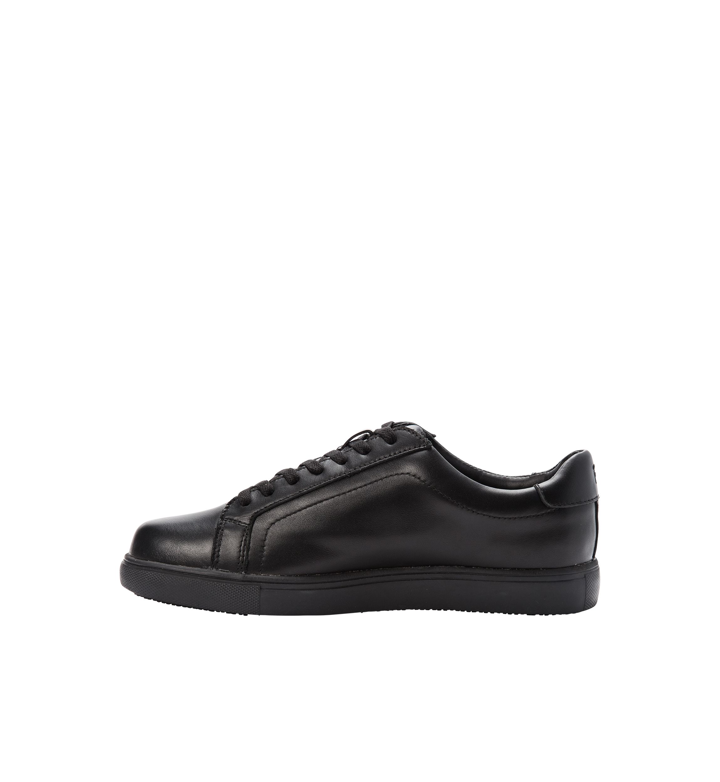 Ozzie Sneaker