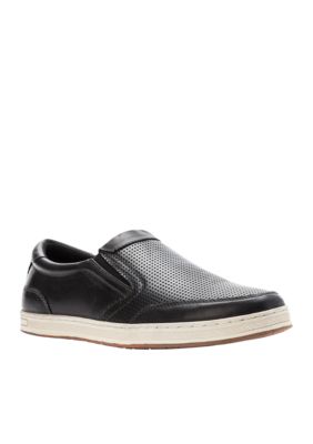 Propét Logan Loafer | belk