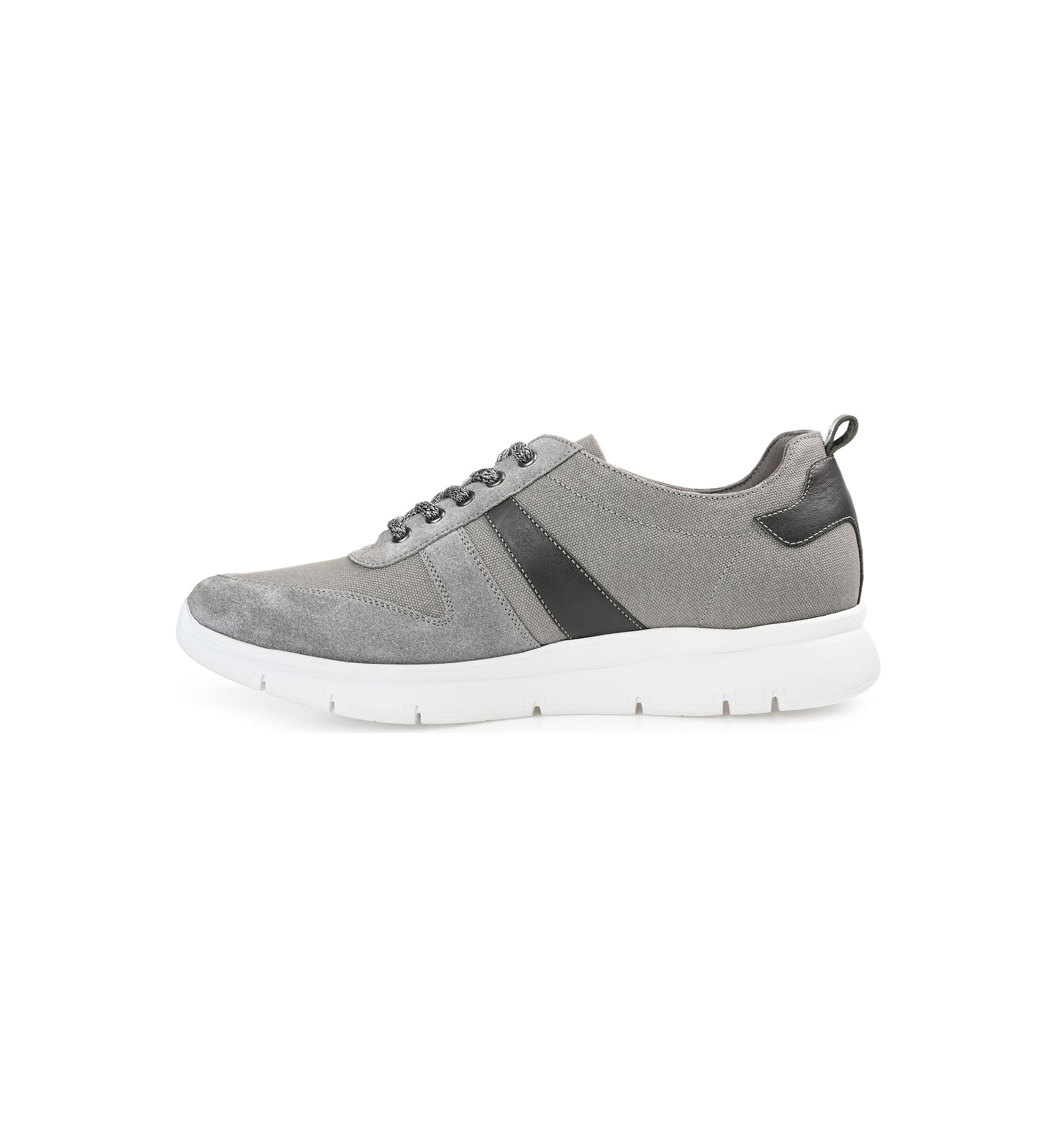 Adler Sneakers