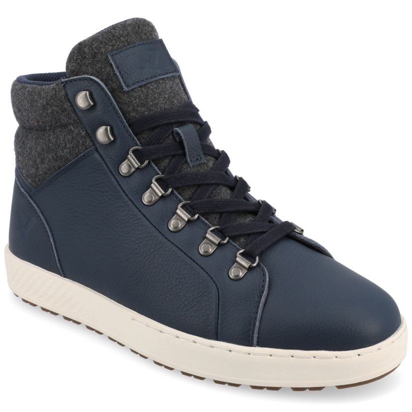Ruckus Sneakers