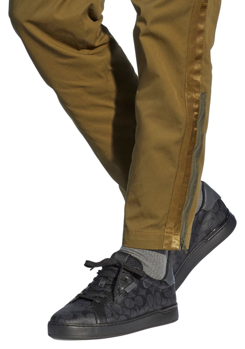   Lowline Low Top Sneaker 