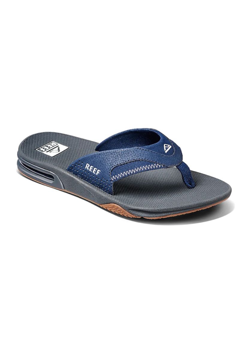 Fanning Flip Flop Sandals