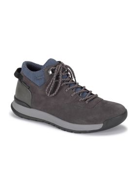 belk baretrap shoes