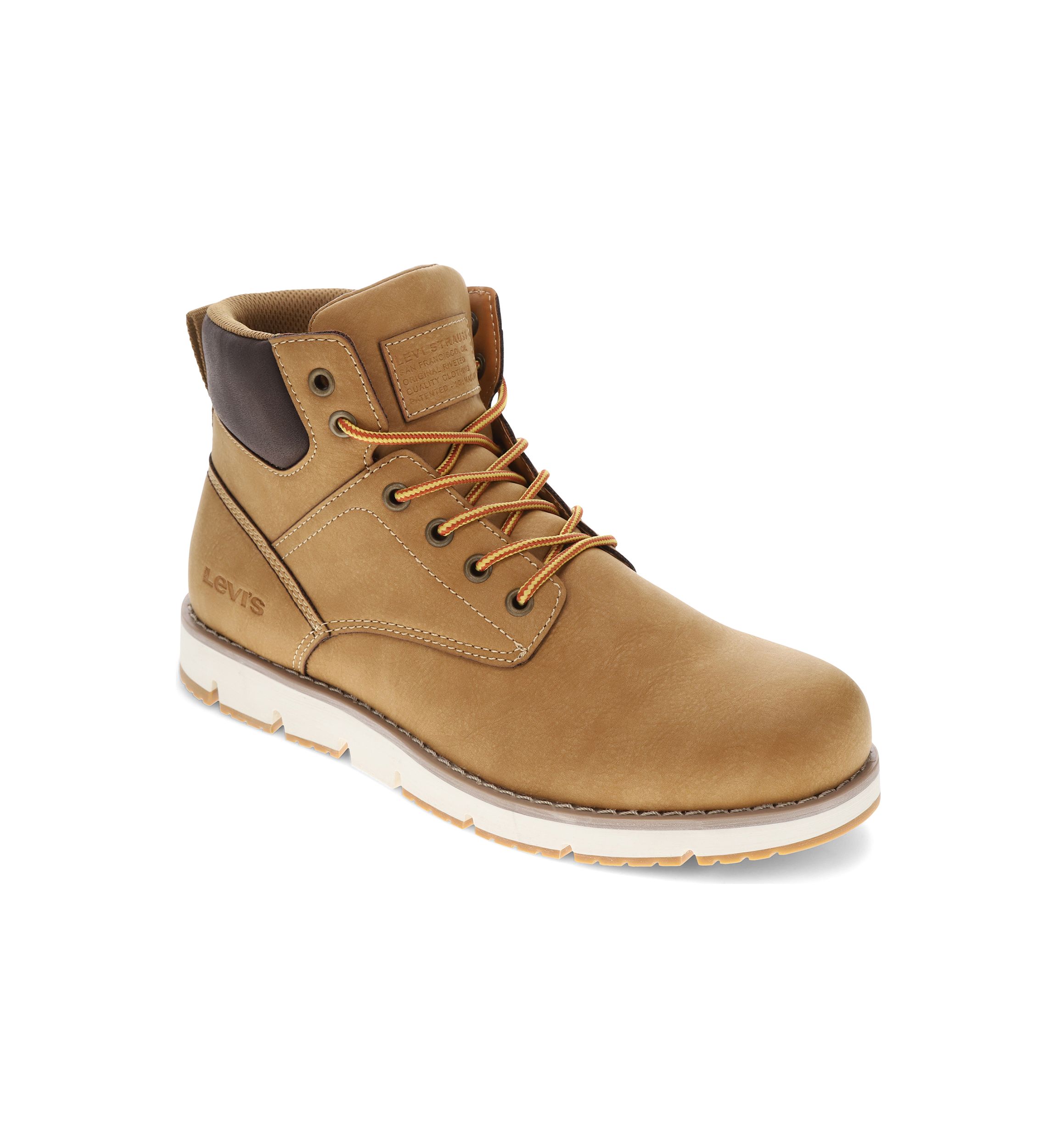  Charles Boots