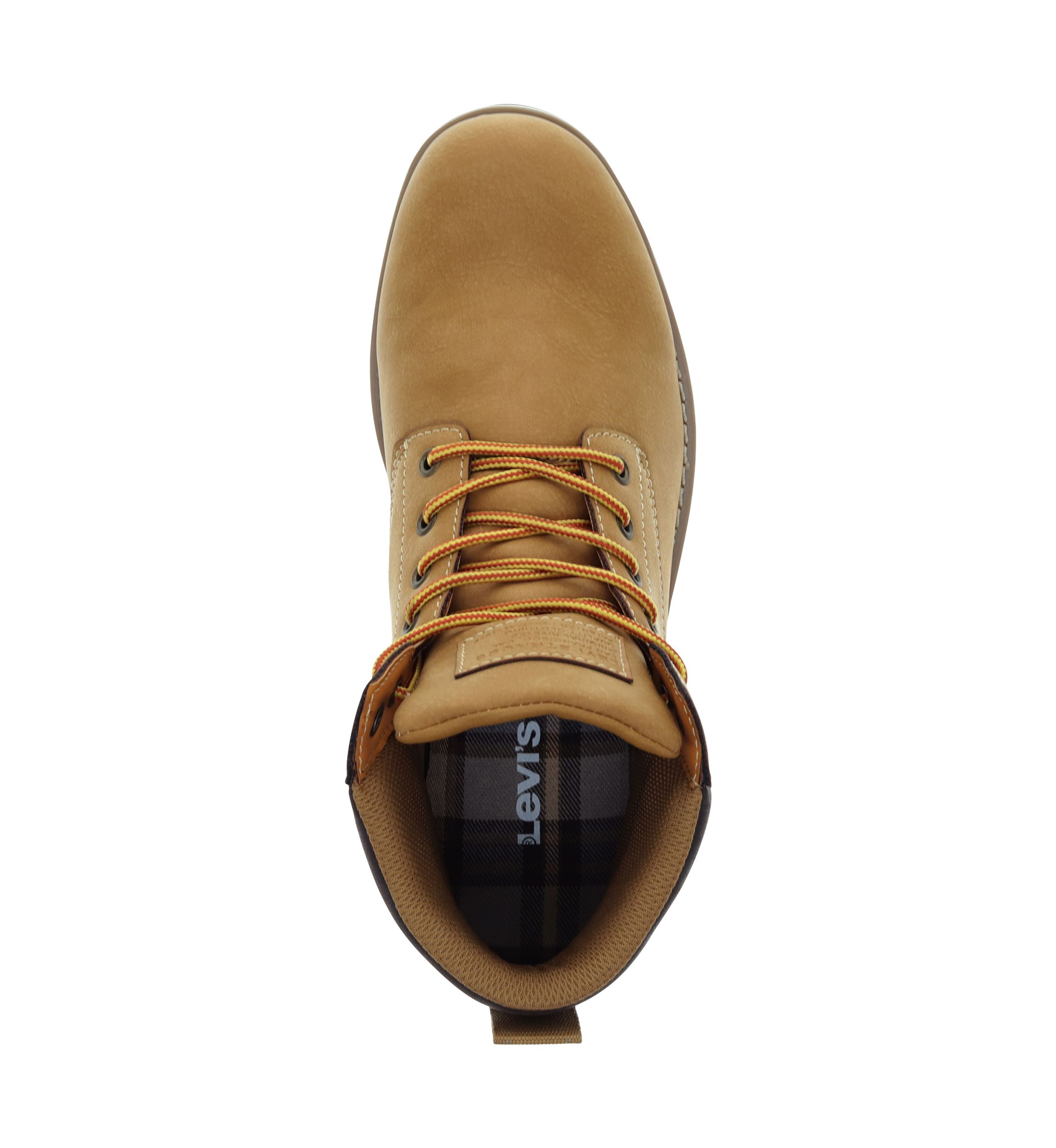  Charles Boots