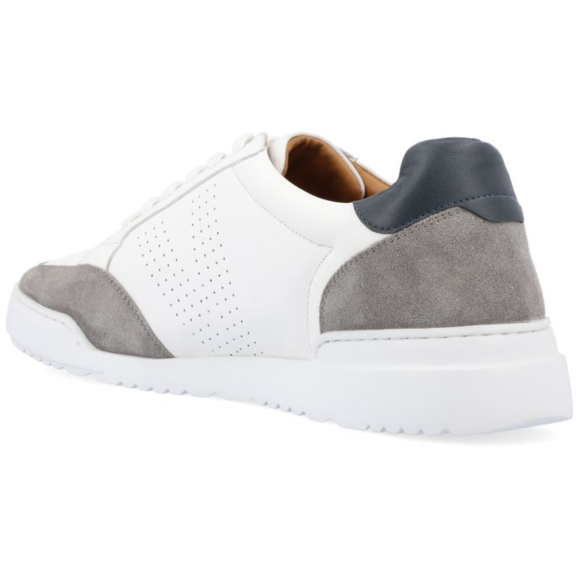 Roderick Sneakers