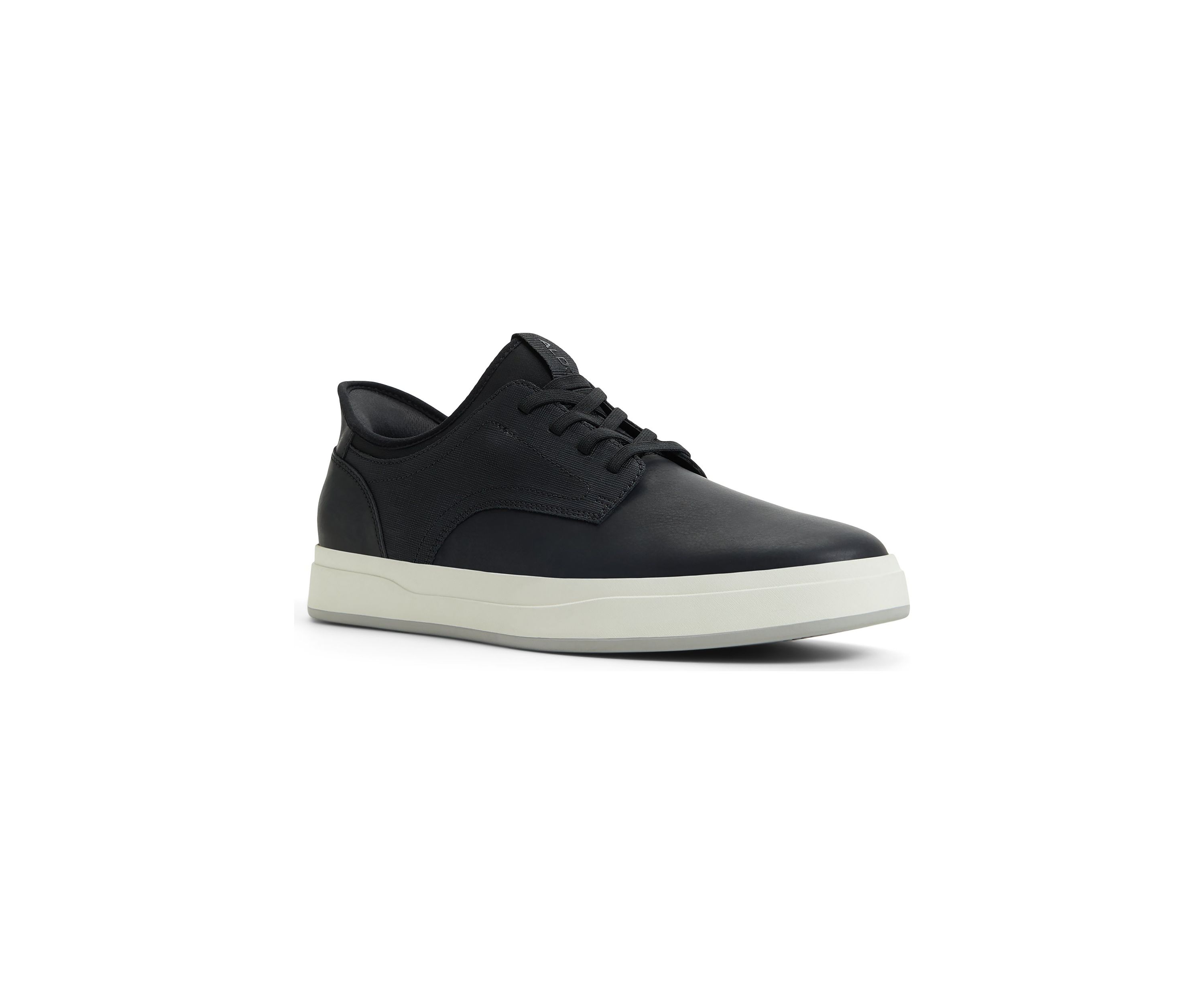 Arden Sneakers