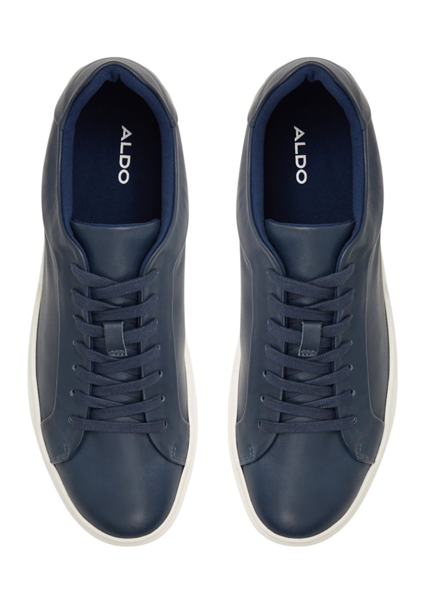Cobi Sneakers