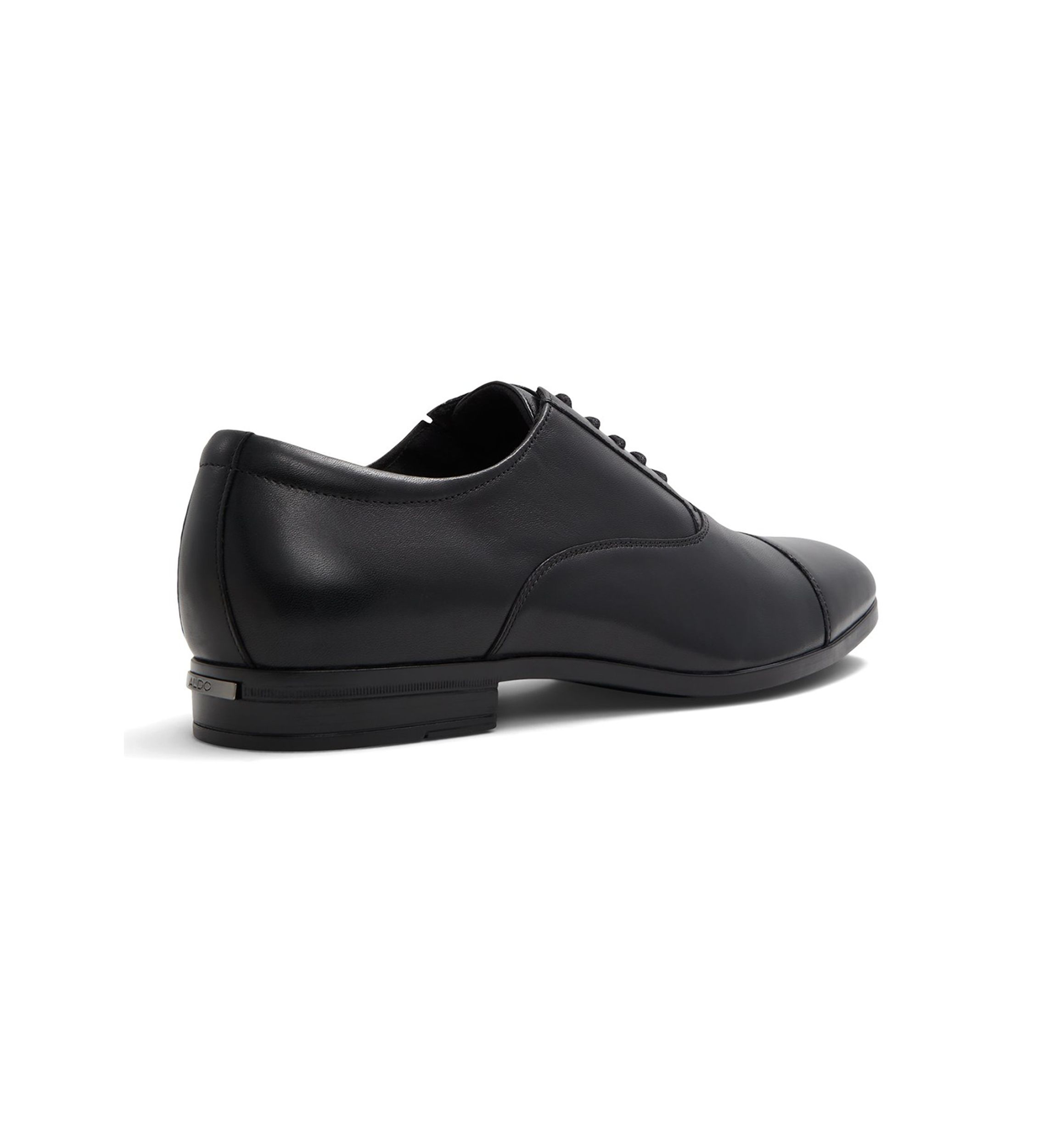 Stan Cap Toe Oxfords
