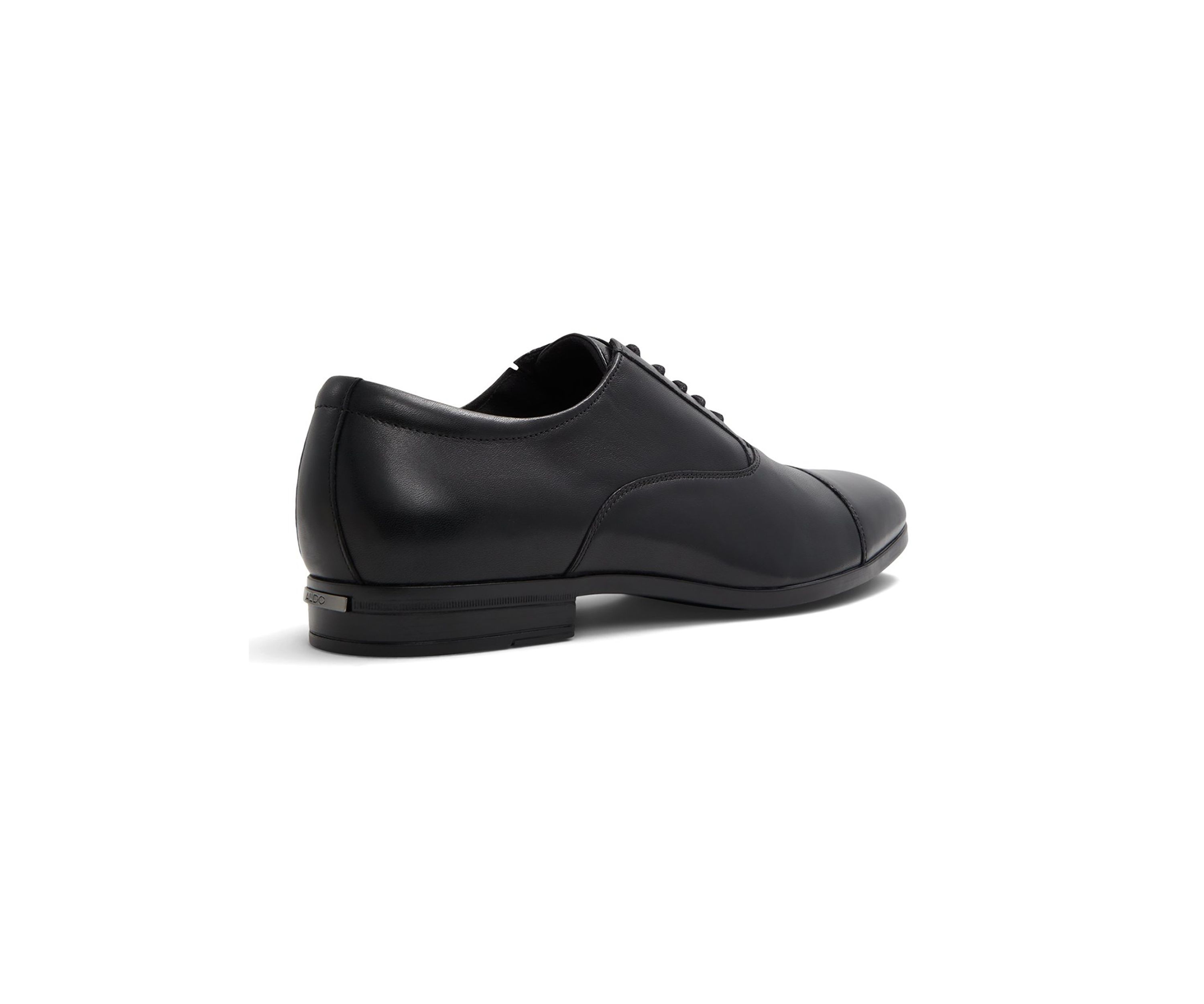 Stan Cap Toe Oxfords