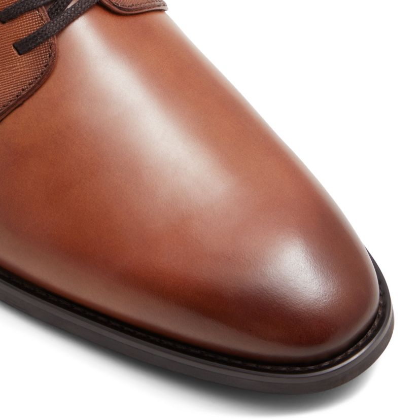 Amares Lace Ups