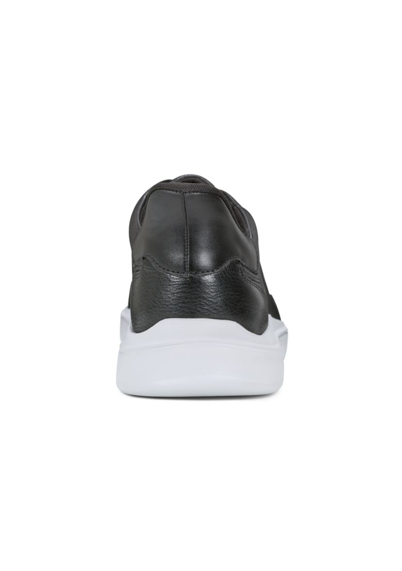 Trenner Step Activated Casual Lace Up Sneakers