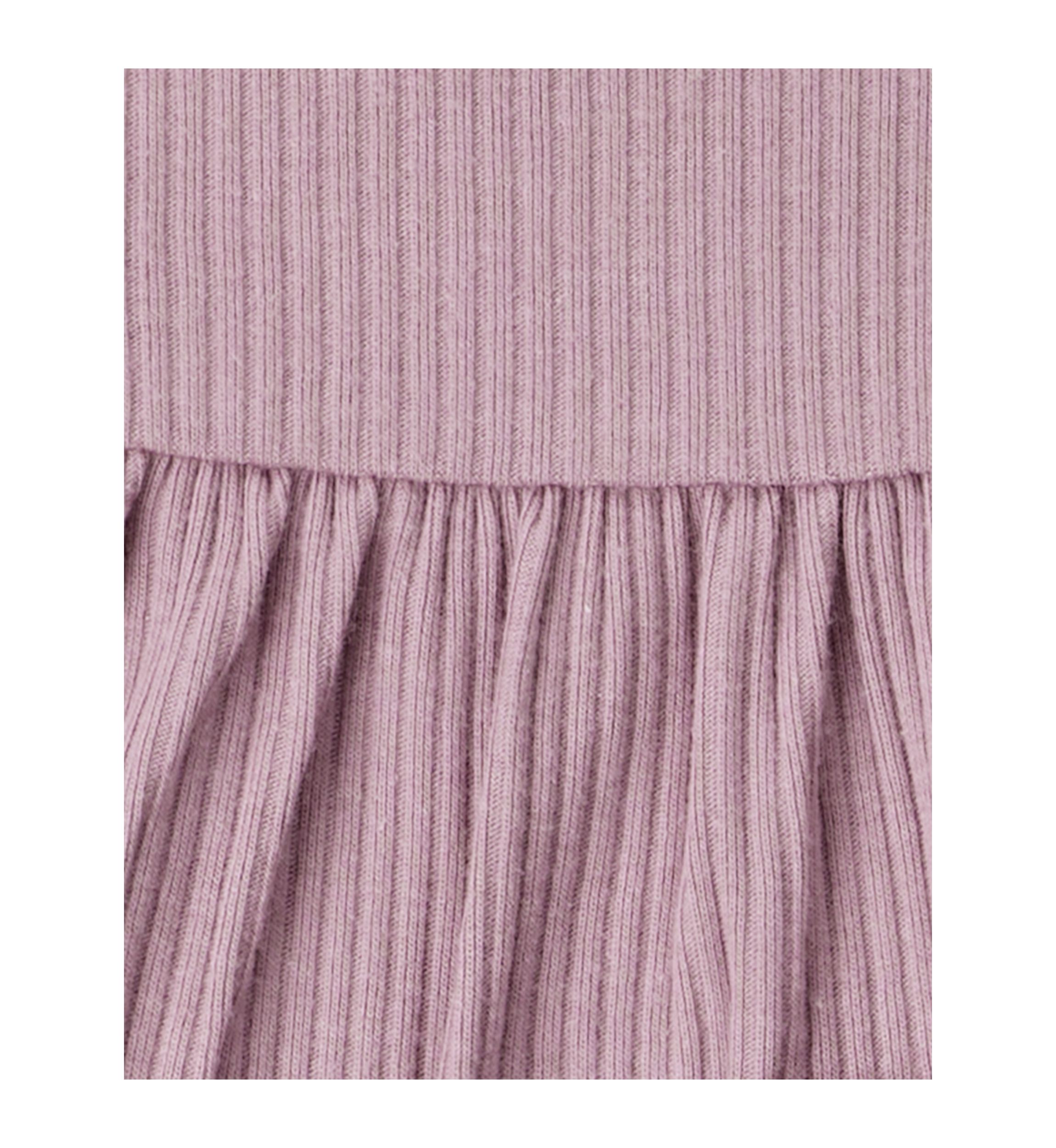 From sleepy mornings to messy midday snacks, this 3-pack keeps your baby comfy and ready for it all. With sweet flutter sleeves and soft fabrics, these bodysuits mix everyday function with an elevated look you’ll actually want them to wear out of the house. Pair with leggings, joggers or go solo on warmer days-these are ready for anything.