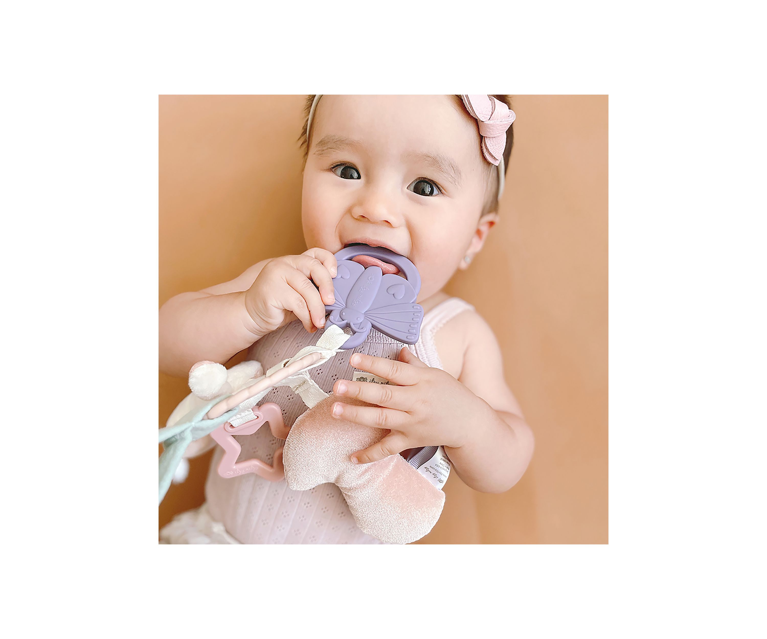Baby Bunny Bitzy Busy Ring Toy