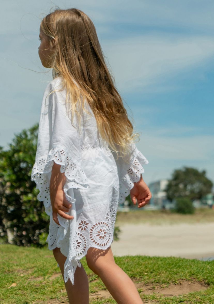 Cesci White Eyelet Cover Up