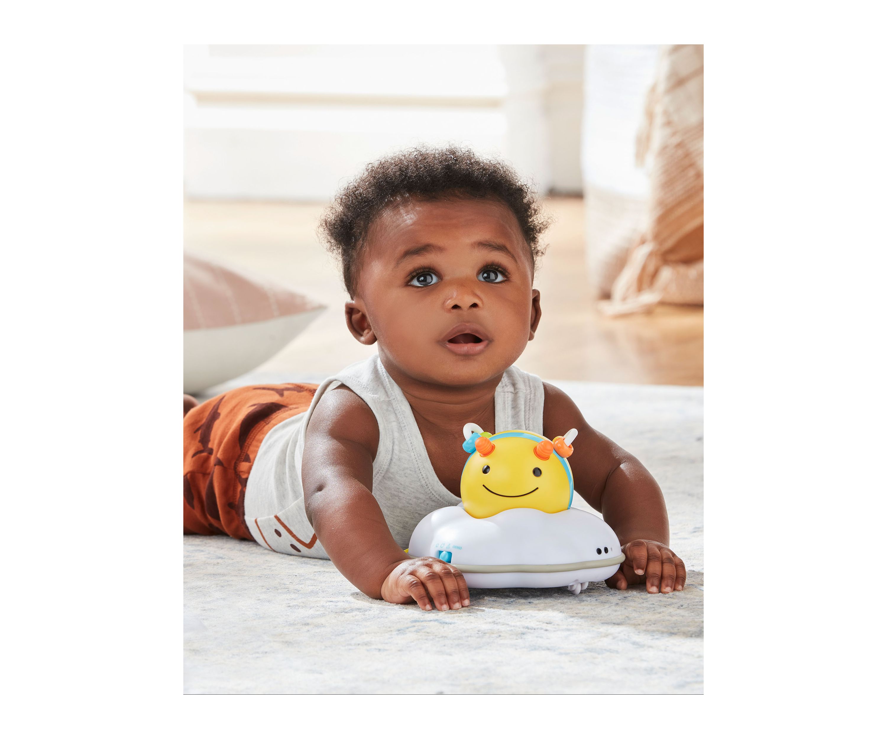 Explore and More Follow Bee Crawl Toy