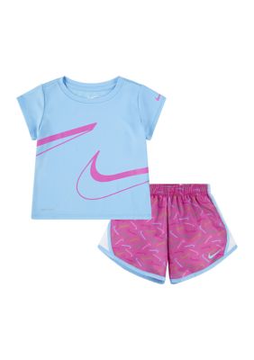 Nike Baby Girls' 2-Piece Shorts Set Outfit - Colors as Shown, 24 Months :  : Clothing, Shoes & Accessories