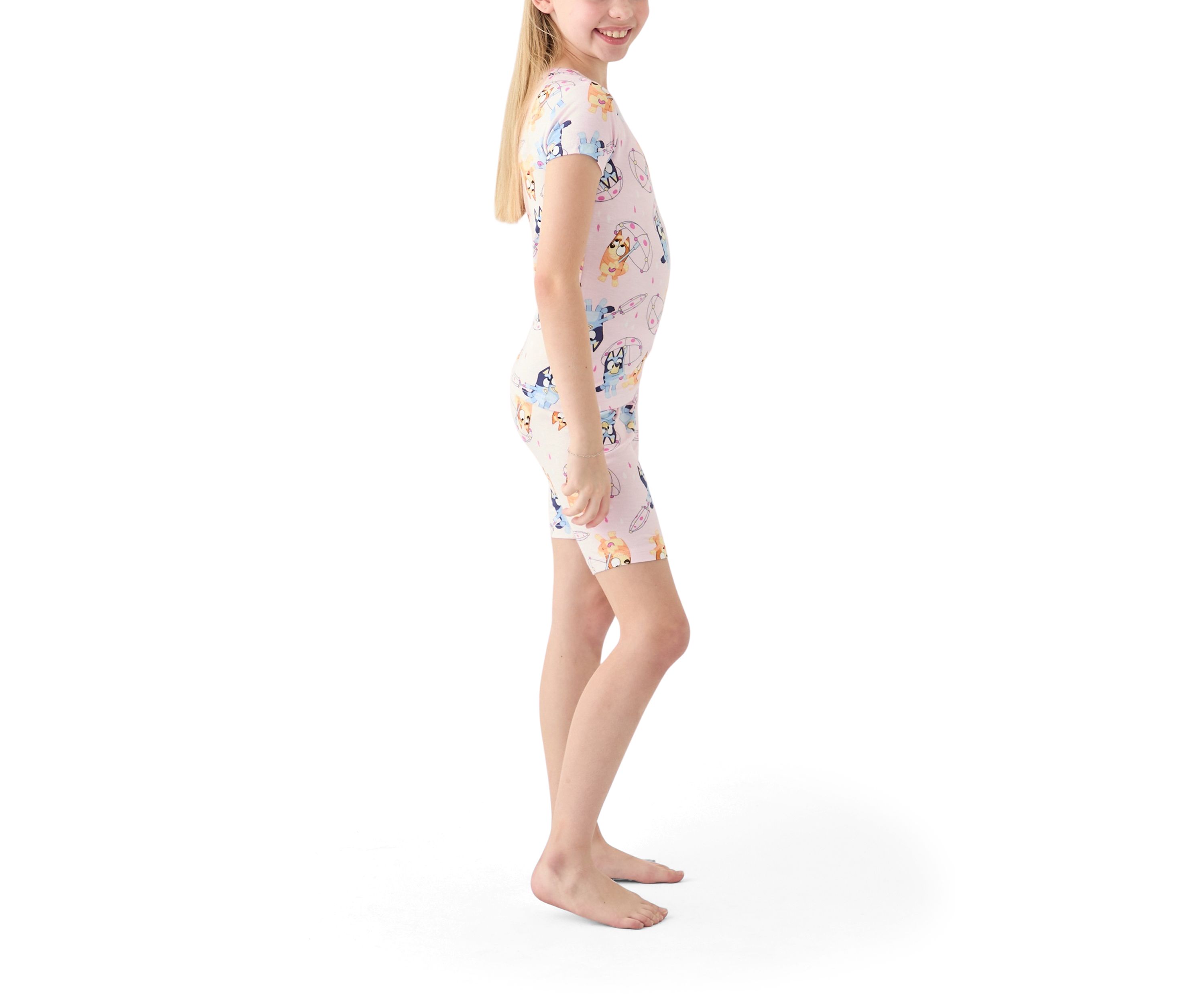 Girls 7-16 Bluey Playful Rainy Pajama Set