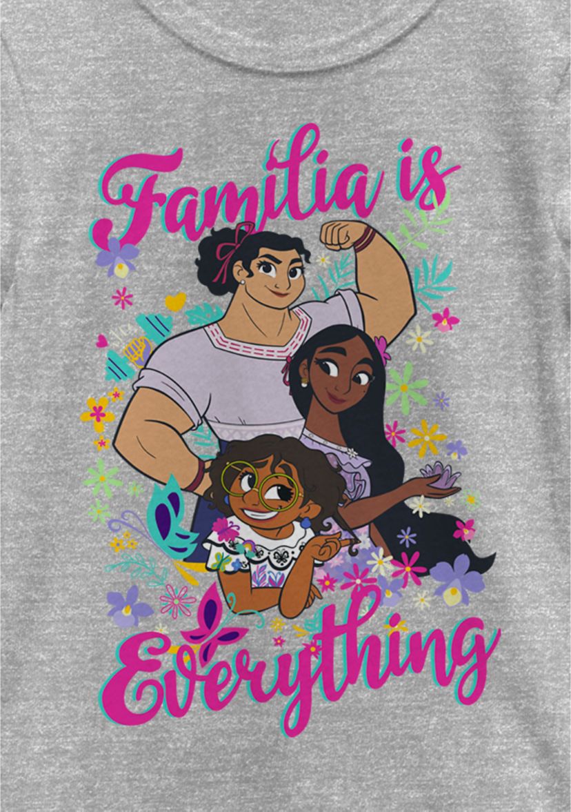Familia Is Everything Graphic T-Shirt