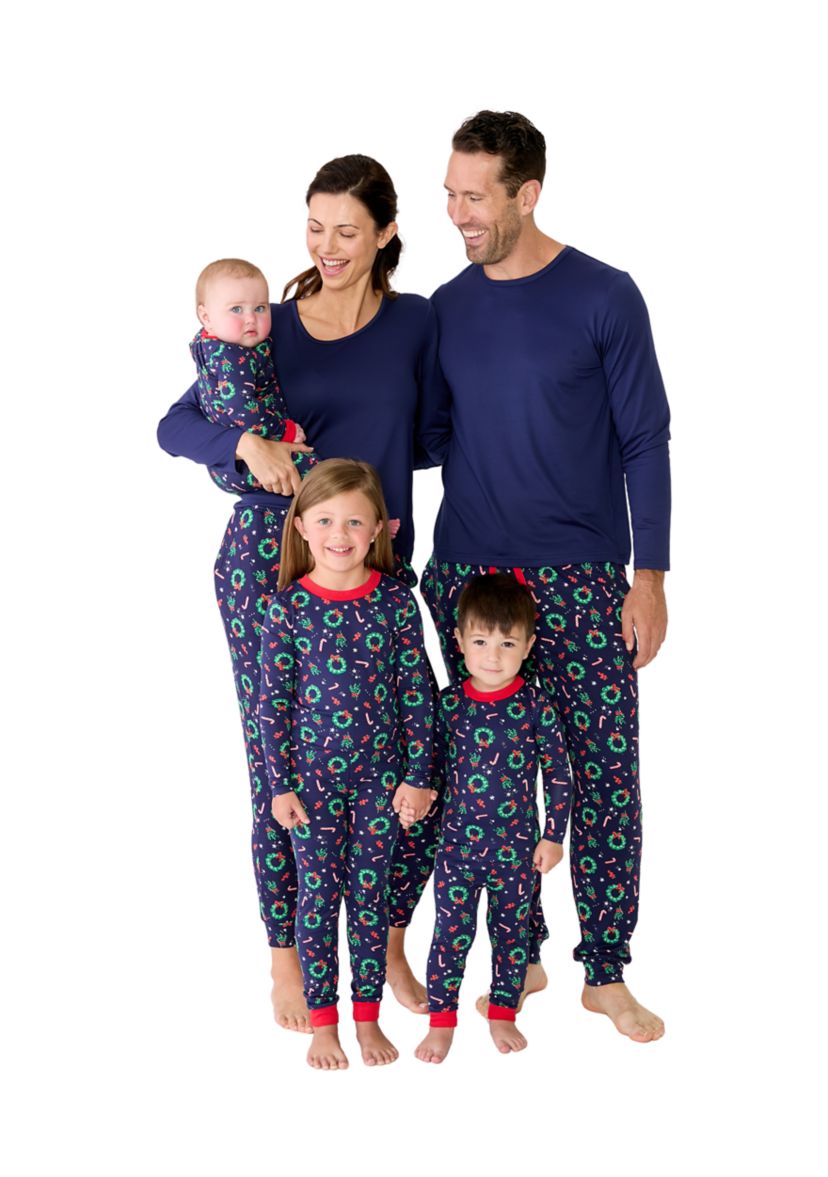 Unisex Big Kids Holiday Wreaths Pajama Set