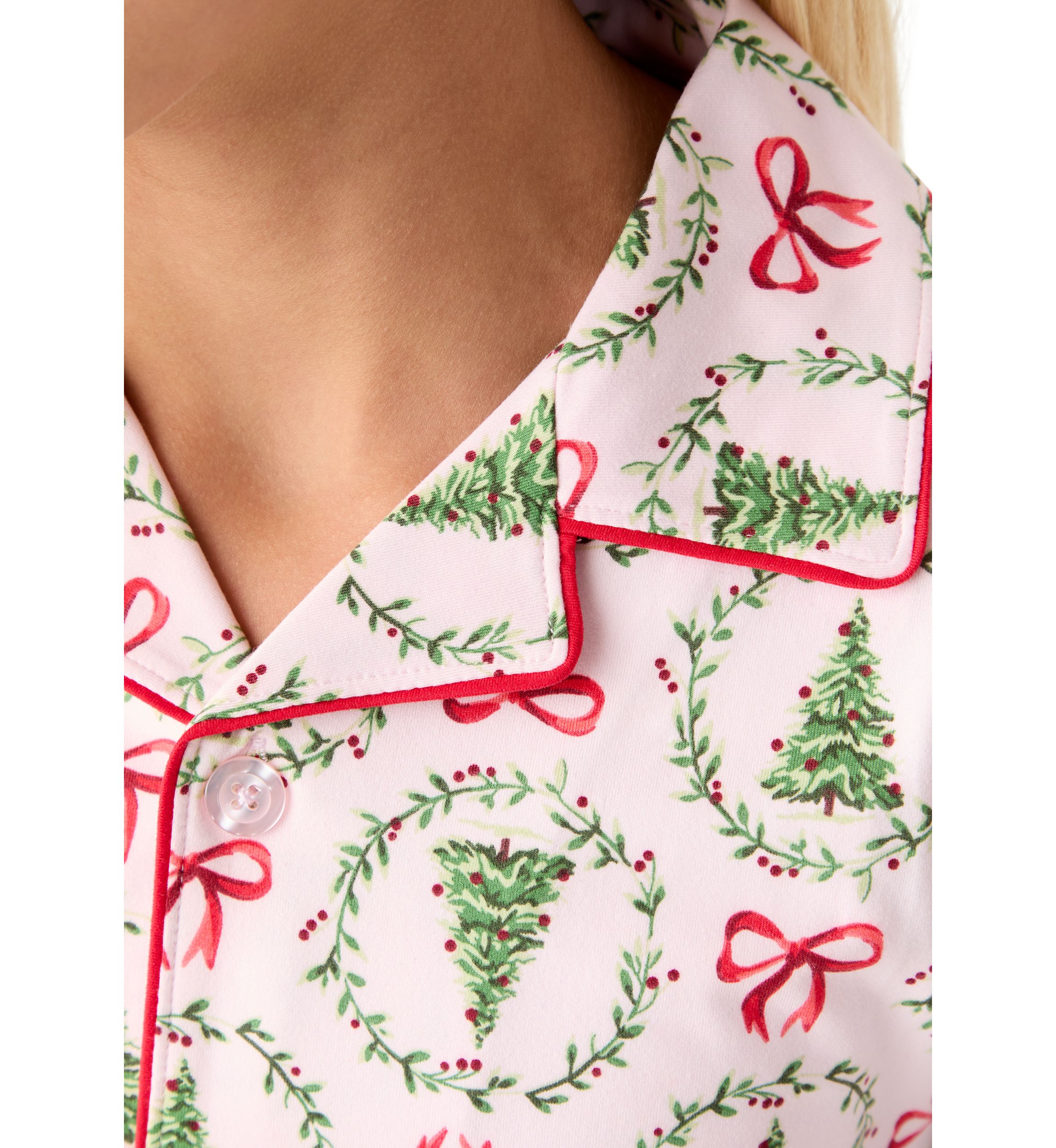 Unisex Big Kid Holiday Bows & Wreaths Notch Collar Pajama Set 