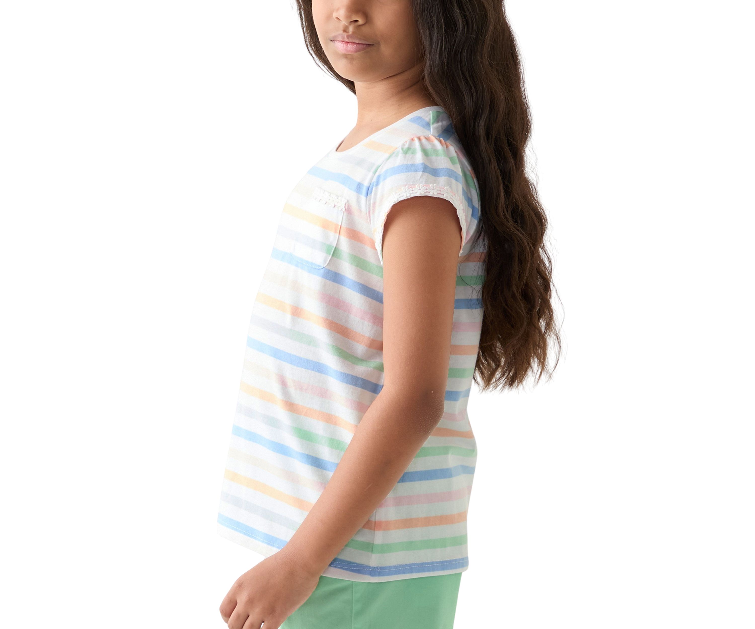 Girls 7-16 Daisy Trim Pocket T-Shirt