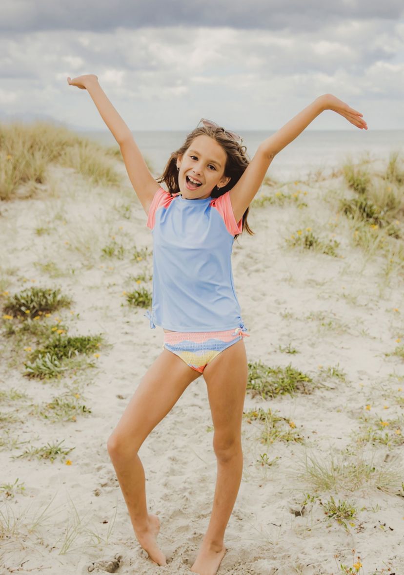 Cornflower Peach Sleeve SS Rash Top