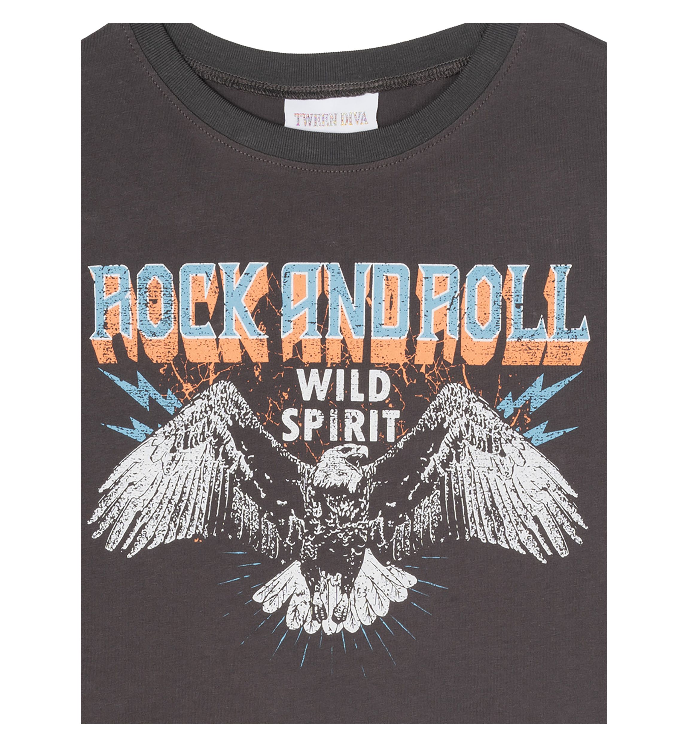 Girls 7-16 Free Spirit Graphic T-Shirt and Shorts Set