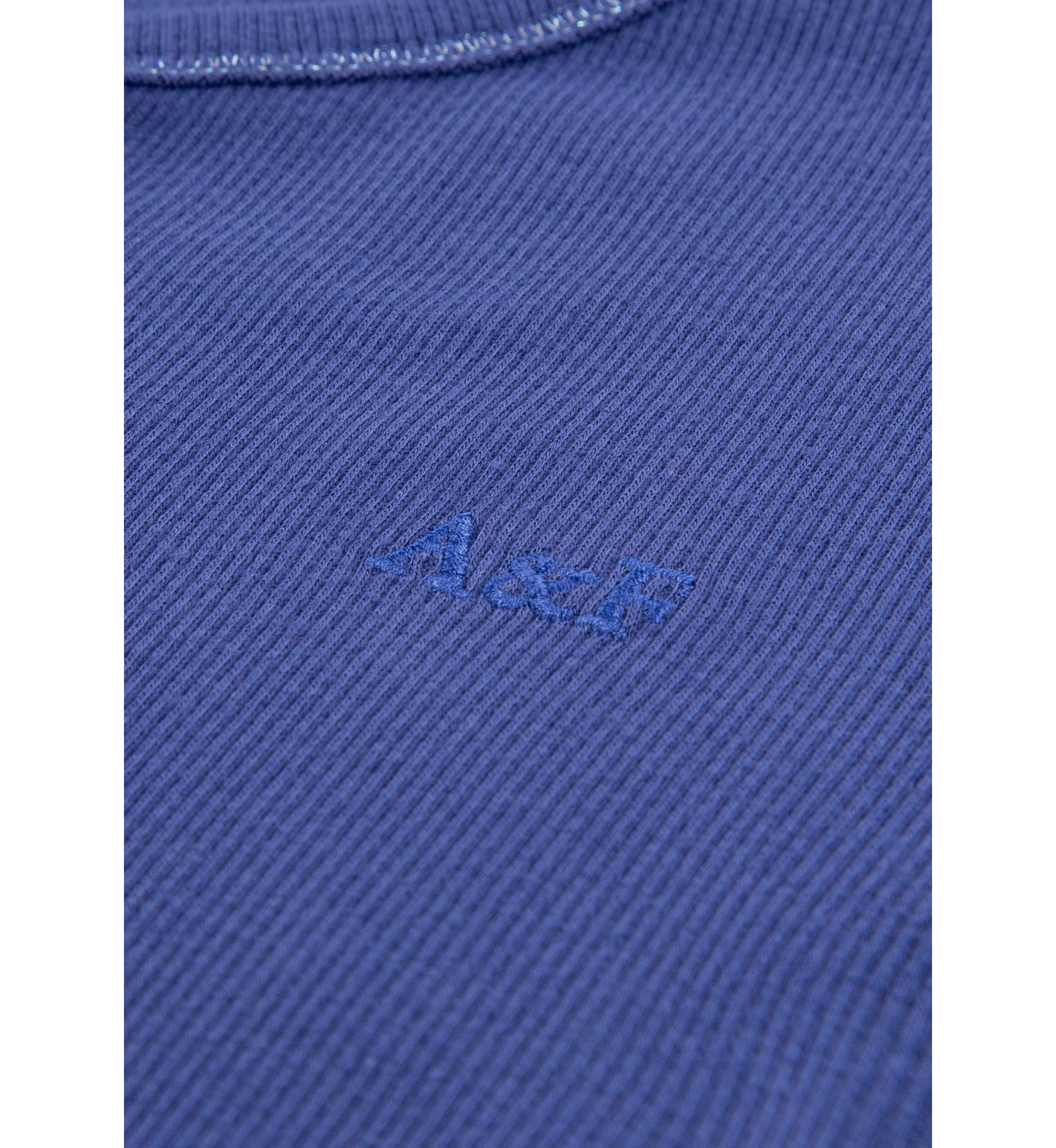 essential henley shirt